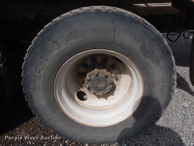 image for item KA9028 2007 Kenworth W900  ready mix