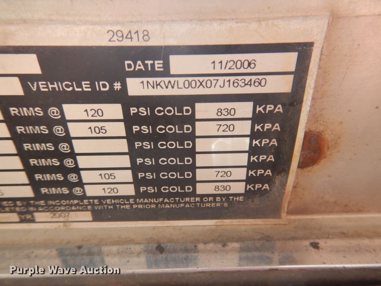 image for item KA9028 2007 Kenworth W900  ready mix