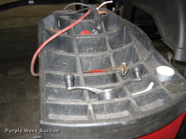 image for item DF4704 2015 Hunter GSP9600HD  wheel balancer