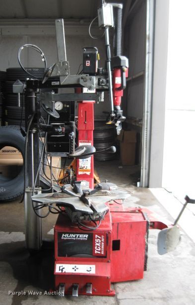 image for item DF4705 2015 Hunter TCX57  rim clamp tire machine