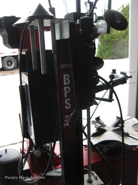 image for item DF4705 2015 Hunter TCX57  rim clamp tire machine