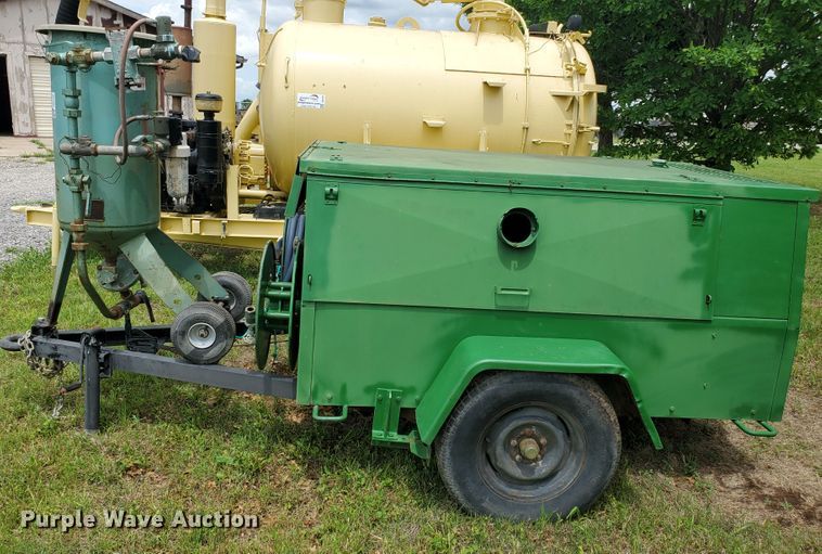 image for item DI5134 Davey  air compressor