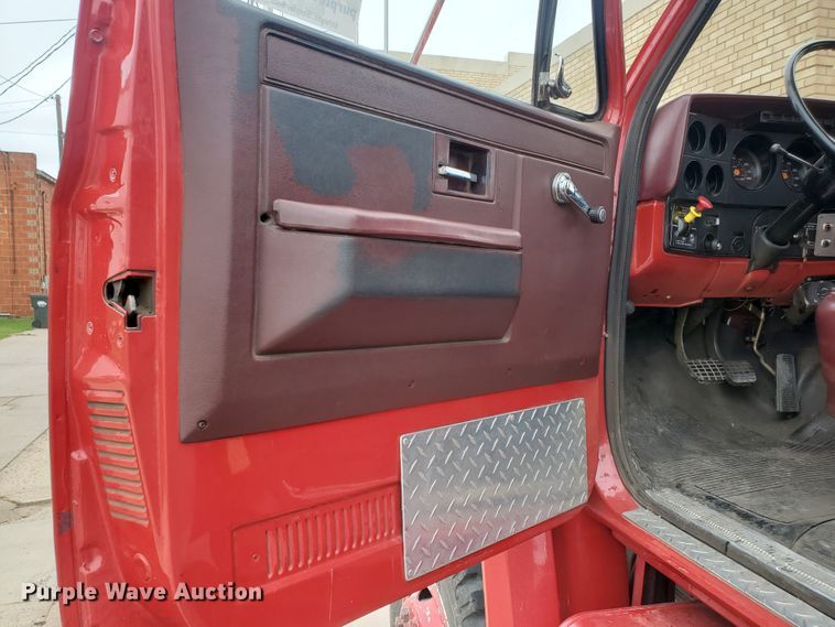 image for item DI5153 1985 Chevrolet C70  pumper fire truck