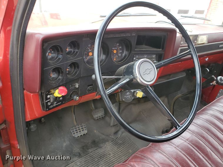 image for item DI5153 1985 Chevrolet C70  pumper fire truck