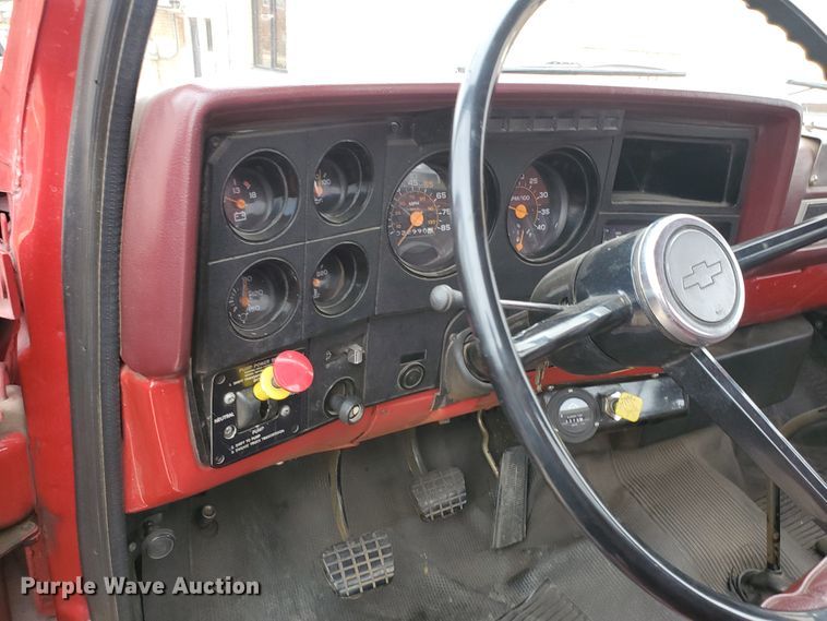 image for item DI5153 1985 Chevrolet C70  pumper fire truck