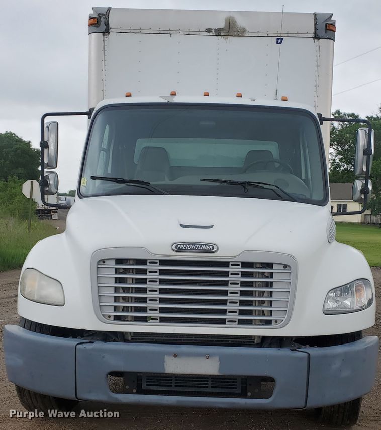 image for item DI5162 2008 Freightliner M2 106  box truck