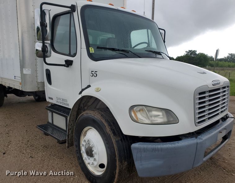 image for item DI5162 2008 Freightliner M2 106  box truck
