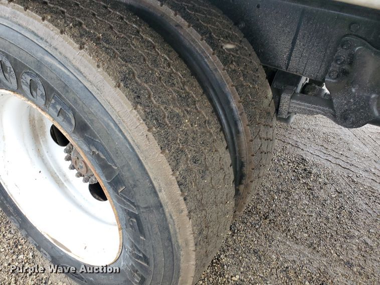 image for item DI5162 2008 Freightliner M2 106  box truck