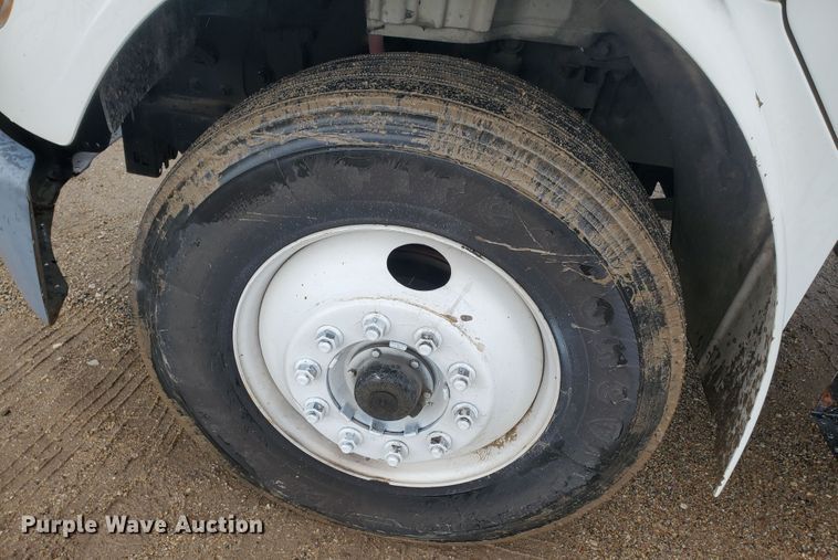 image for item DI5162 2008 Freightliner M2 106  box truck