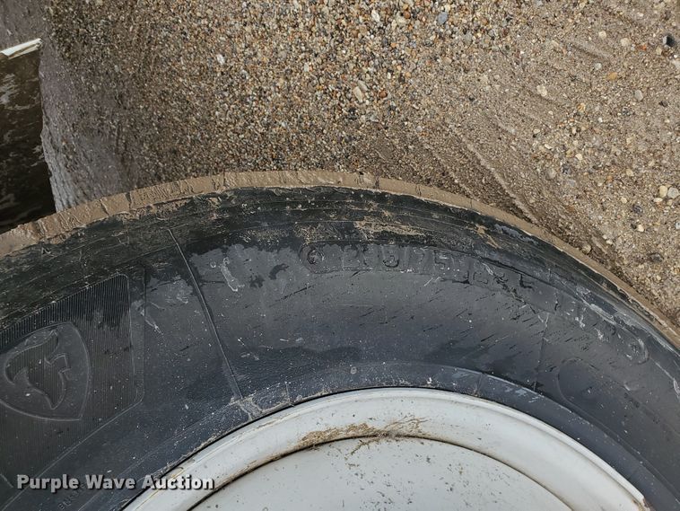 image for item DI5162 2008 Freightliner M2 106  box truck