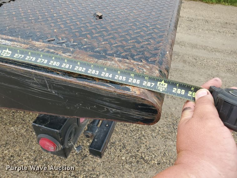 image for item DI5163 1999 International 4700  rollback truck