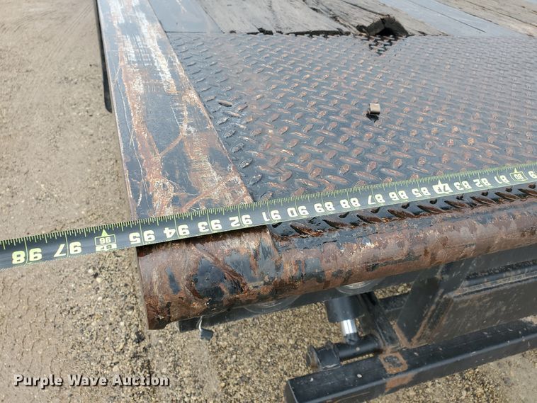 image for item DI5163 1999 International 4700  rollback truck