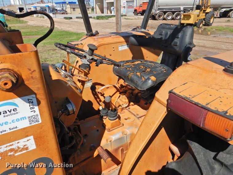 image for item DJ5002 1975 Case 380LL  tractor