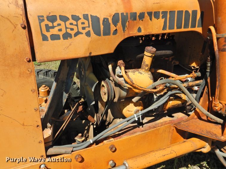 image for item DJ5002 1975 Case 380LL  tractor