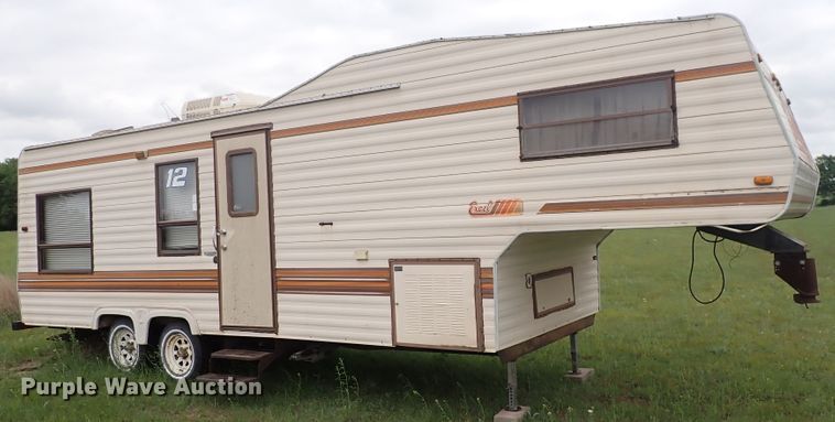 image for item DJ5737 1988 Ex-Cel  camper