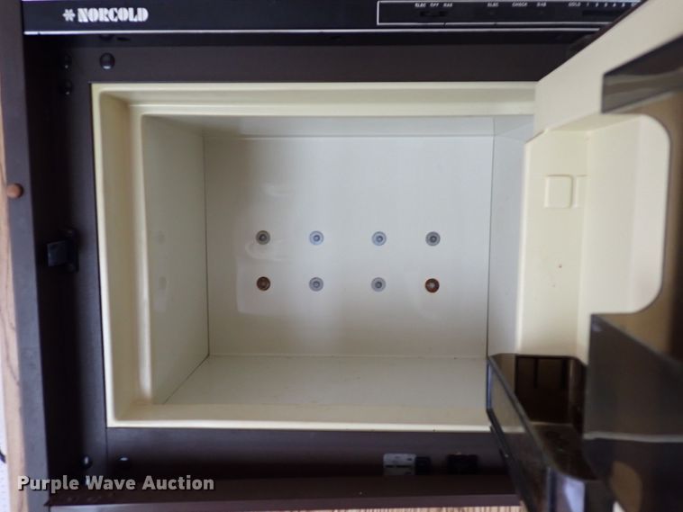 image for item DJ5737 1988 Ex-Cel  camper