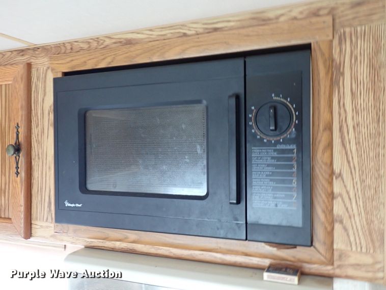 image for item DJ5737 1988 Ex-Cel  camper