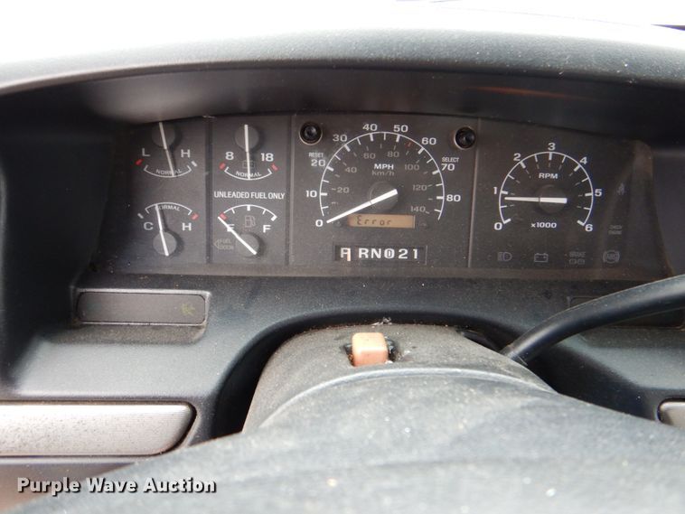 image for item DK5681 1995 Ford Bronco XLT  SUV