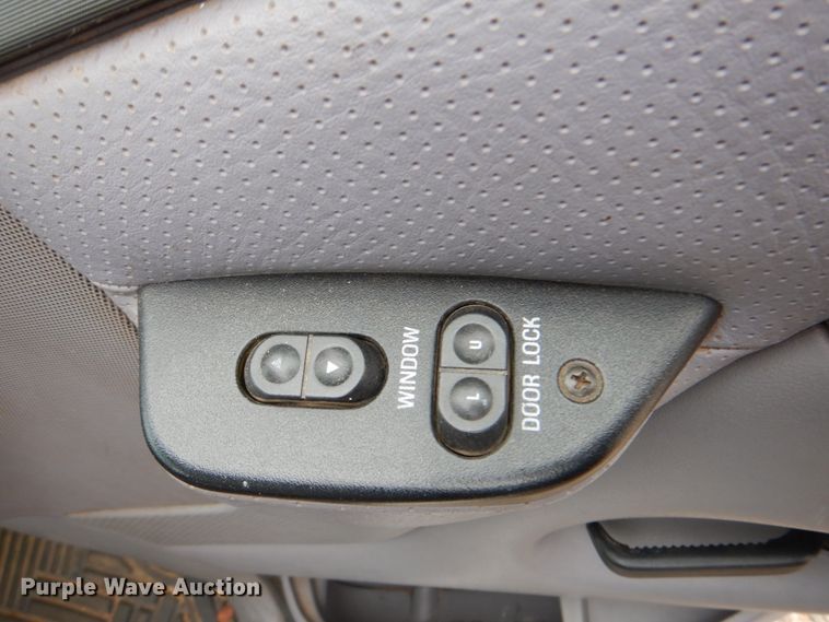 image for item DK5681 1995 Ford Bronco XLT  SUV