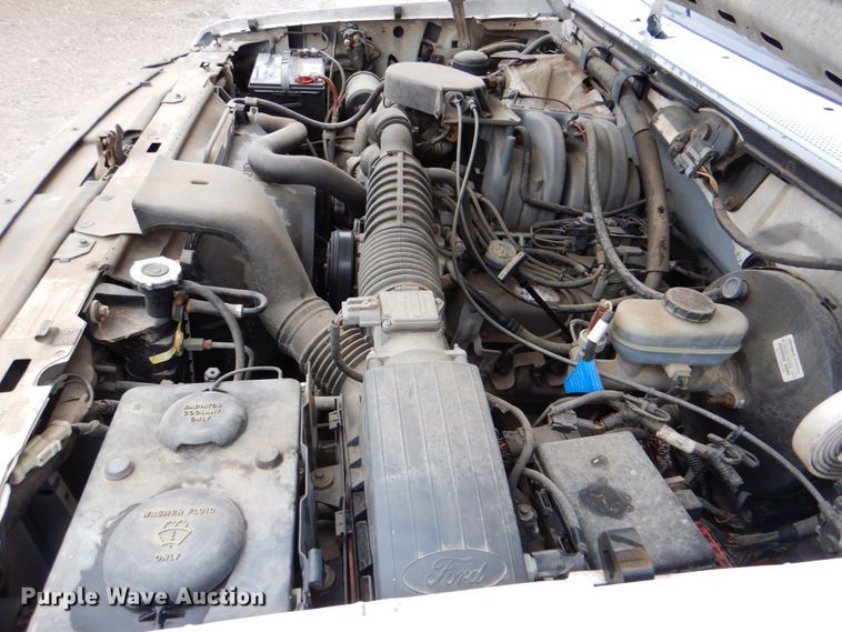 image for item DK5681 1995 Ford Bronco XLT  SUV