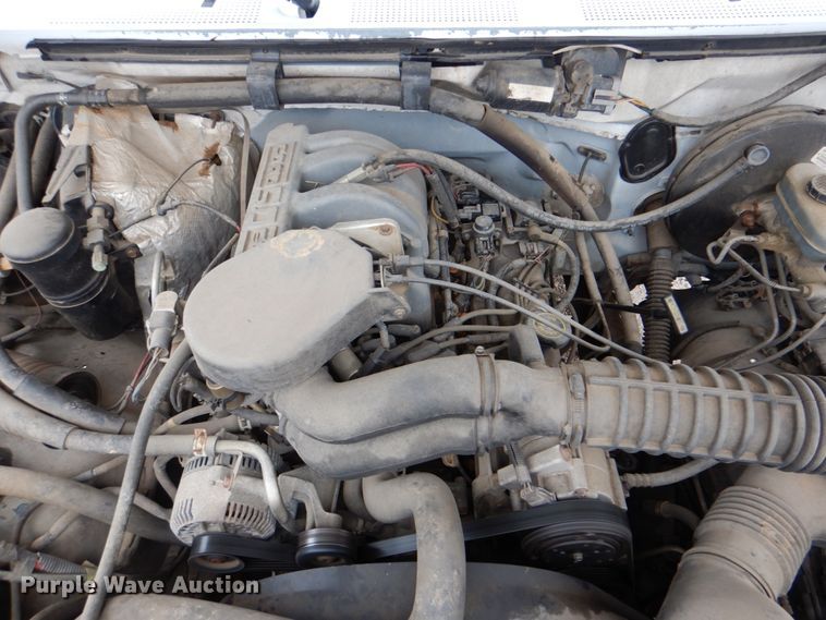 image for item DK5681 1995 Ford Bronco XLT  SUV