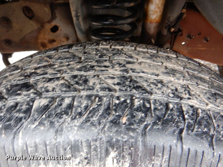 image for item DK5681 1995 Ford Bronco XLT  SUV