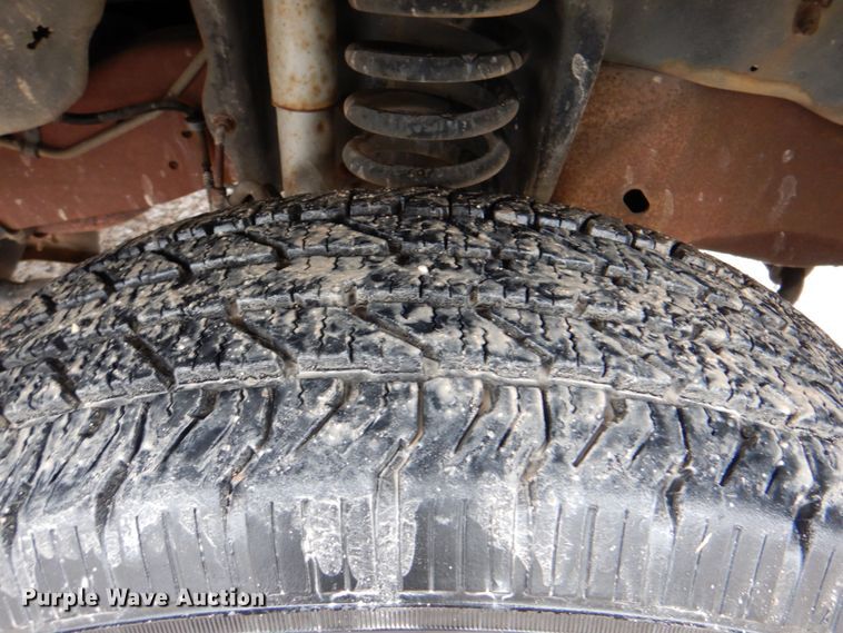 image for item DK5681 1995 Ford Bronco XLT  SUV