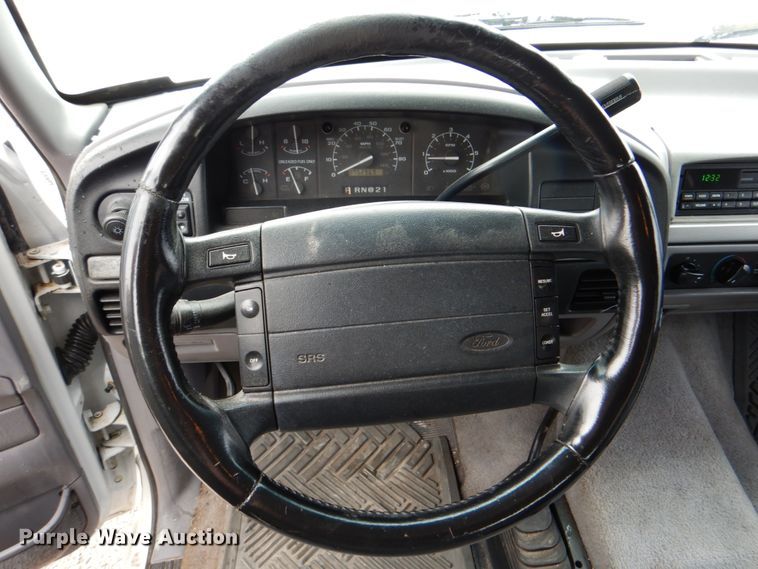 image for item DK5682 1995 Ford Bronco XLT  SUV