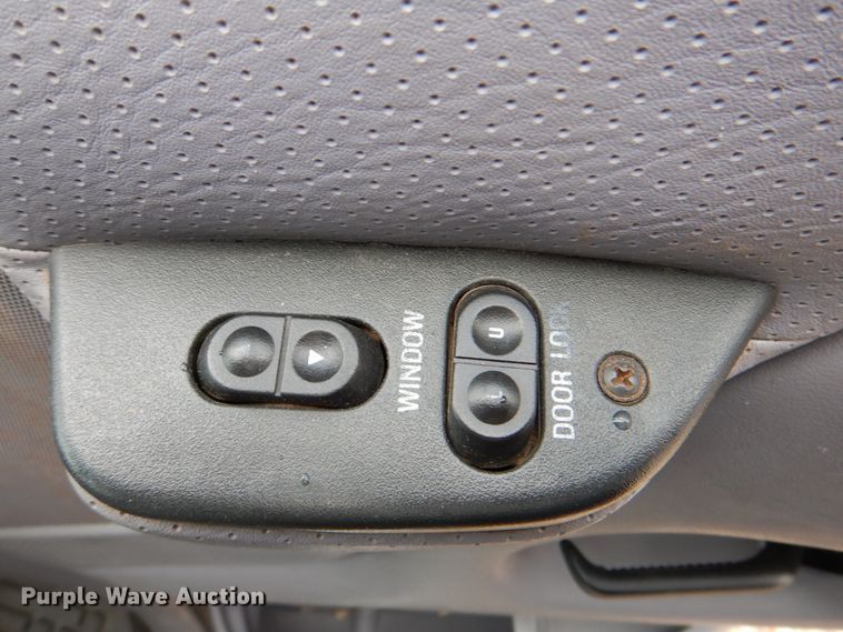 image for item DK5682 1995 Ford Bronco XLT  SUV