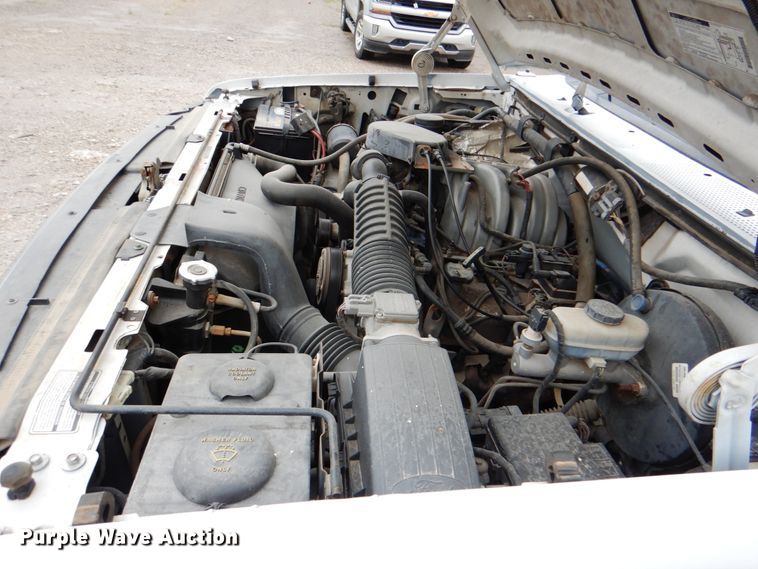 image for item DK5682 1995 Ford Bronco XLT  SUV