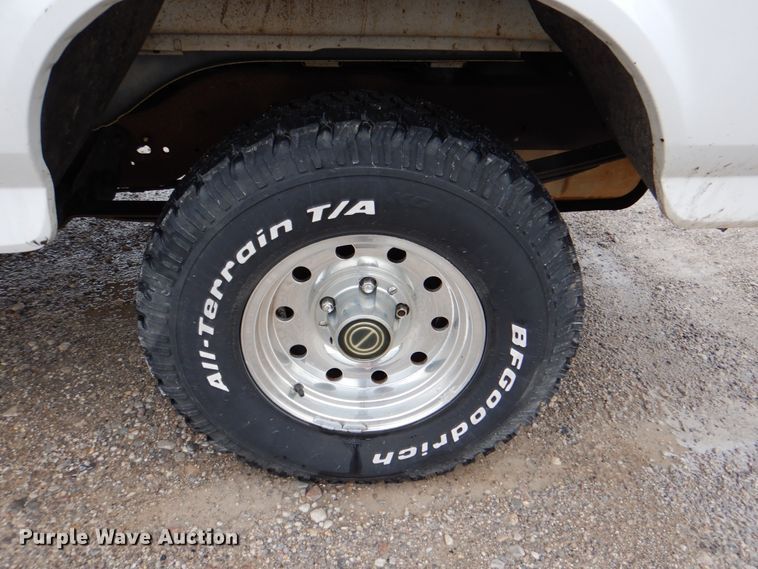 image for item DK5682 1995 Ford Bronco XLT  SUV