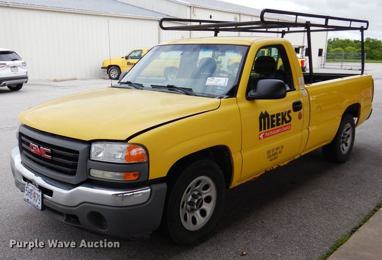 image for item DL5737 2007 GMC Sierra 1500  pickup truck