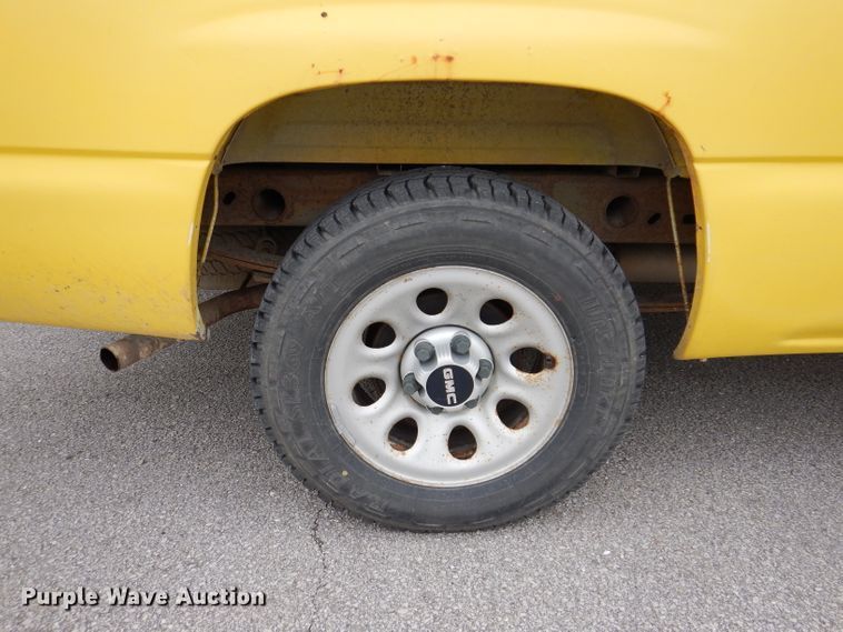 image for item DL5737 2007 GMC Sierra 1500  pickup truck