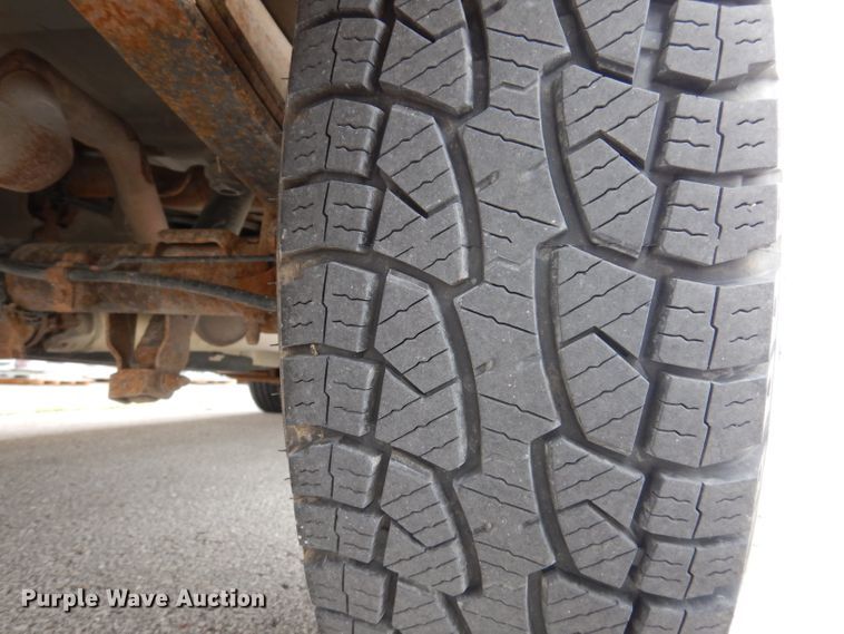 image for item DL5737 2007 GMC Sierra 1500  pickup truck