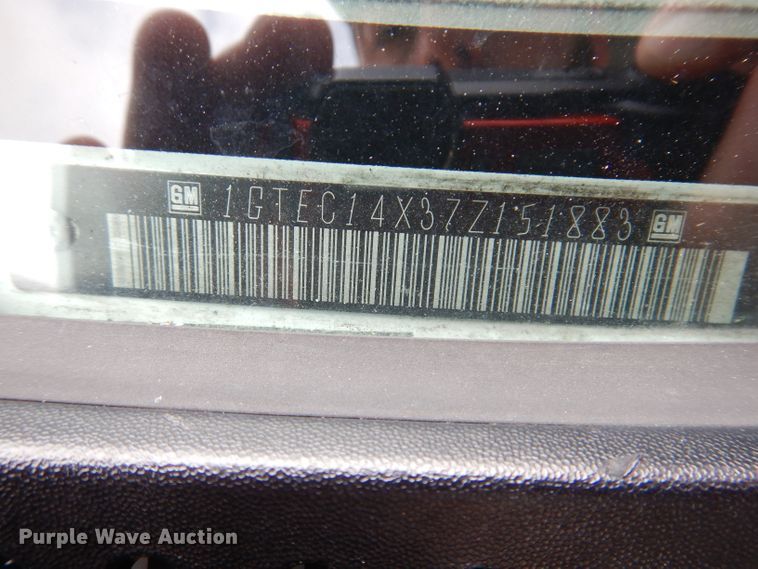 image for item DL5737 2007 GMC Sierra 1500  pickup truck