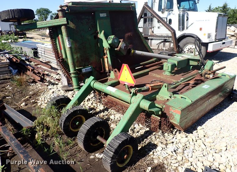 image for item DL7523 John Deere 1518  batwing rotary mower