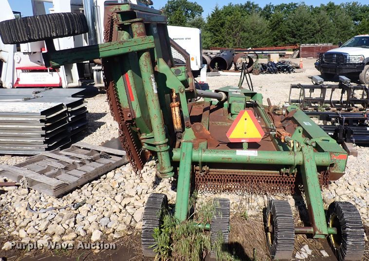 image for item DL7523 John Deere 1518  batwing rotary mower