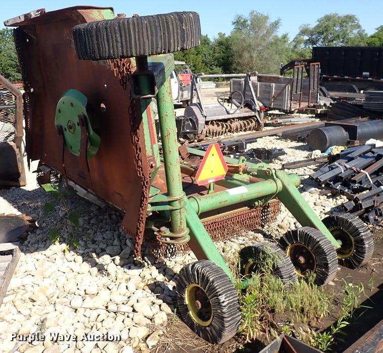 image for item DL7523 John Deere 1518  batwing rotary mower