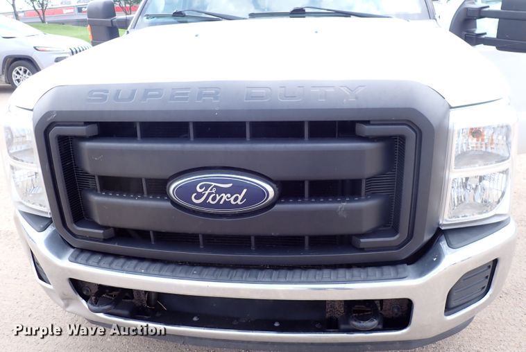 image for item DL7561 2016 Ford F250 Super Duty  Crew Cab pickup truck
