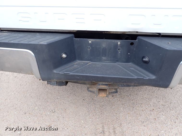 image for item DL7561 2016 Ford F250 Super Duty  Crew Cab pickup truck