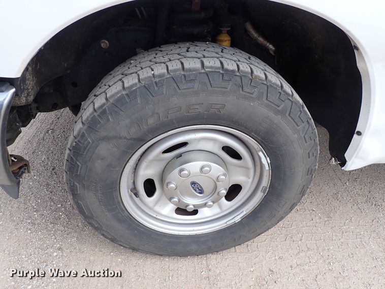 image for item DL7561 2016 Ford F250 Super Duty  Crew Cab pickup truck