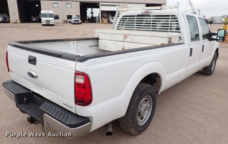 image for item DL7562 2016 Ford F250 Super Duty  Crew Cab pickup truck