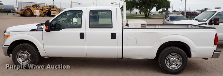 image for item DL7562 2016 Ford F250 Super Duty  Crew Cab pickup truck