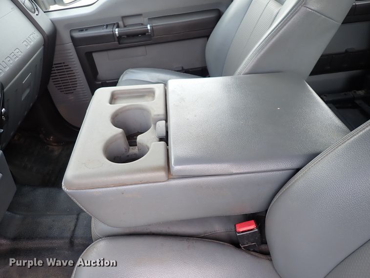 image for item DL7562 2016 Ford F250 Super Duty  Crew Cab pickup truck