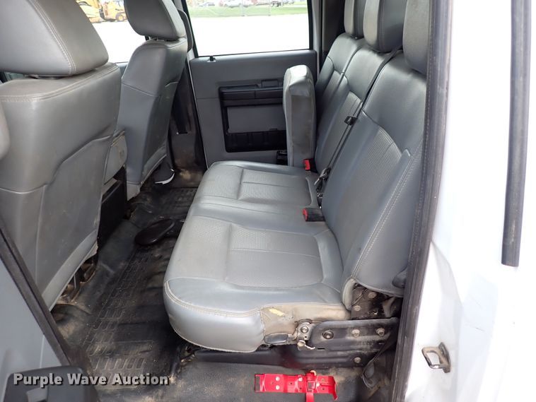 image for item DL7562 2016 Ford F250 Super Duty  Crew Cab pickup truck