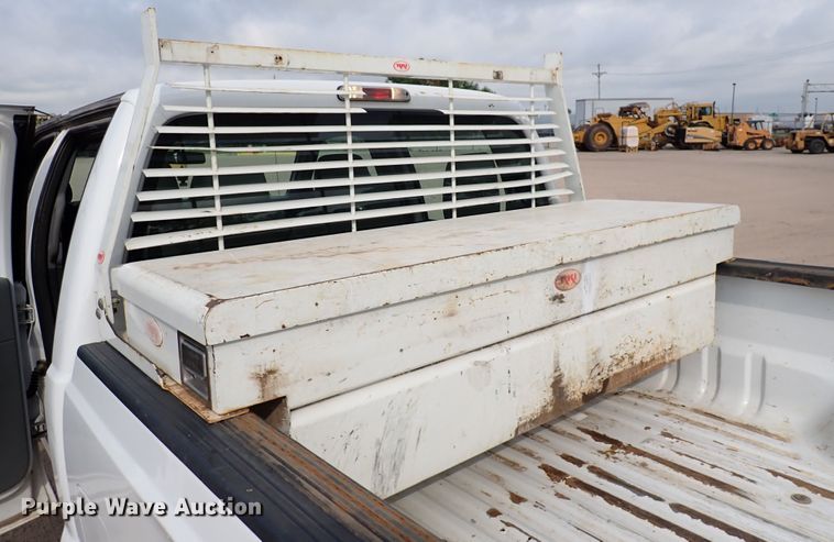 image for item DL7562 2016 Ford F250 Super Duty  Crew Cab pickup truck