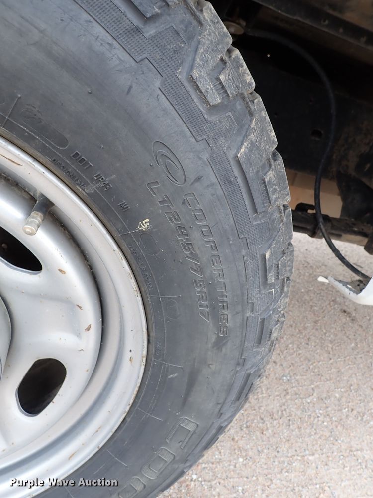 image for item DL7562 2016 Ford F250 Super Duty  Crew Cab pickup truck