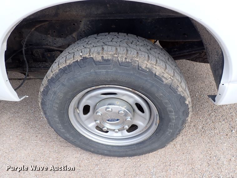 image for item DL7562 2016 Ford F250 Super Duty  Crew Cab pickup truck