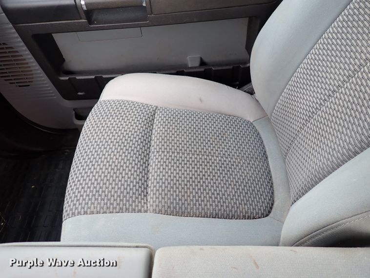 image for item DL7563 2016 Ford F250 Super Duty  Crew Cab pickup truck