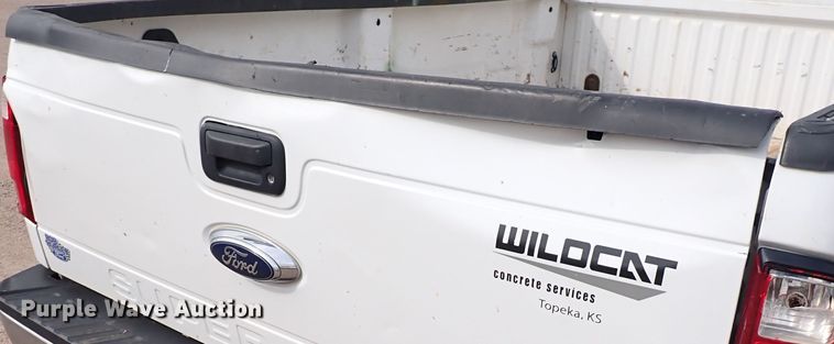 image for item DL7563 2016 Ford F250 Super Duty  Crew Cab pickup truck